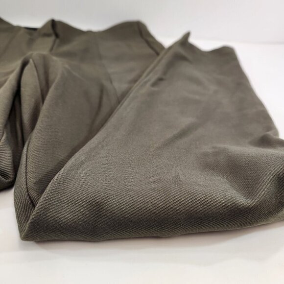 RW&Co. Leggings Size Medium NWT Green - Picture 2 of 12